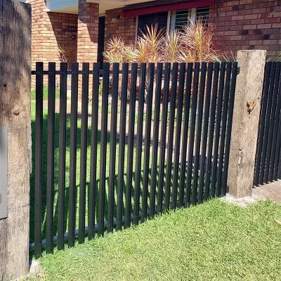 Aluminum Vertical Slat Fence usage