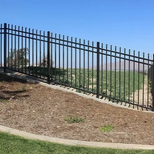 Spear Top Rackable Fence