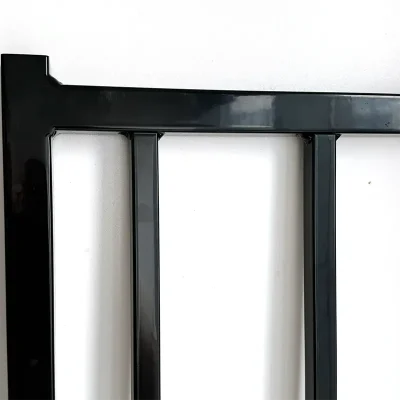 Black Steel Flat Top Fence Detail