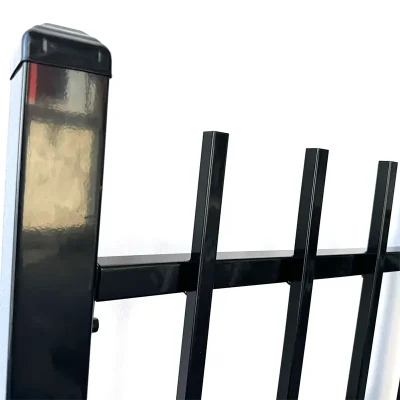Black Steel Welded Commercial Extended Top Gate Detail